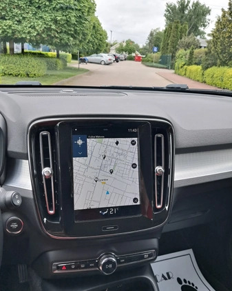 Volvo XC 40 cena 83900 przebieg: 197000, rok produkcji 2018 z Maków Podhalański małe 529